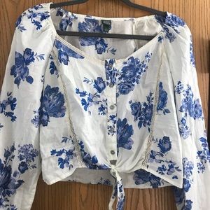 Floral tie-front top